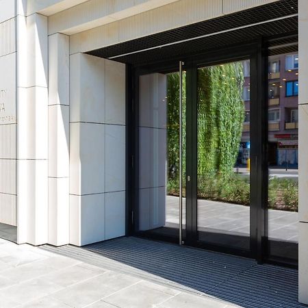 Apartamenty Ogrodowa Business Wola By Renters Prestige Varsó Kültér fotó